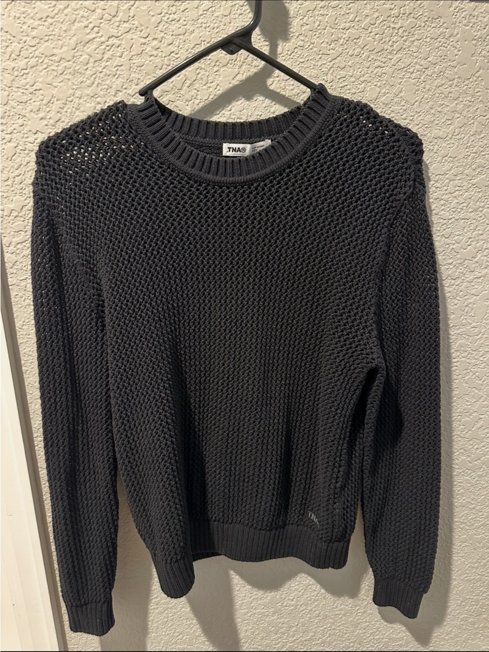 Aritzia TNA Women’s Black Knit Crewneck Sweater
